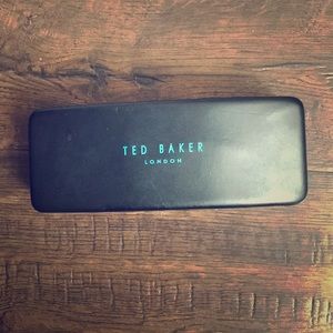 Ted Baker Sunglasses Case 🕶